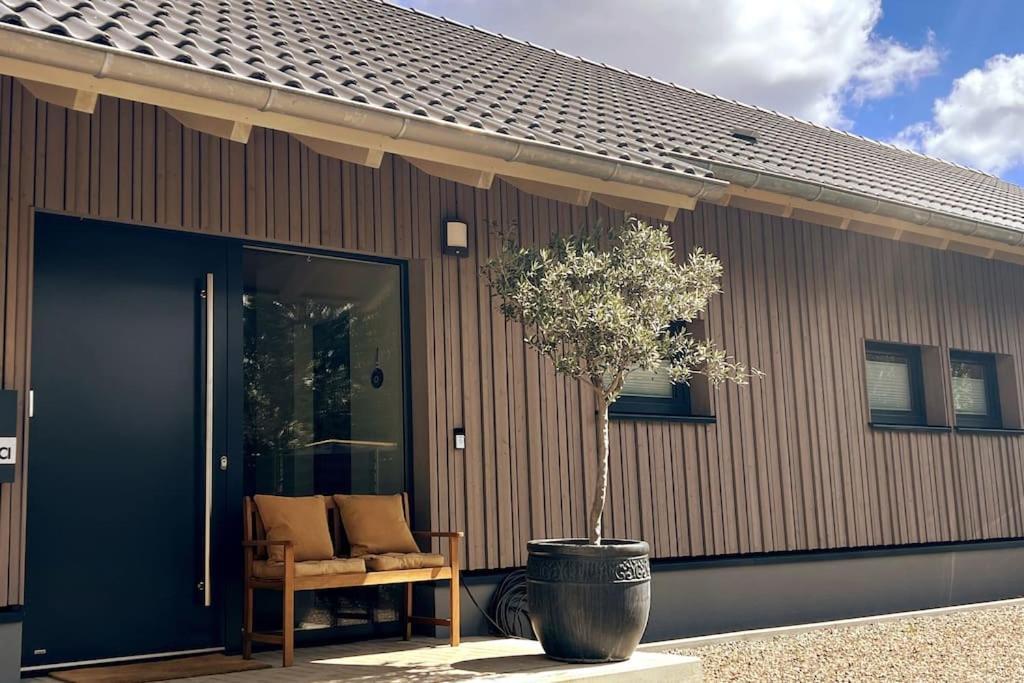 Forest Retreat- Serene 160M2 With Forest Views Wermelskirchen Eksteriør billede